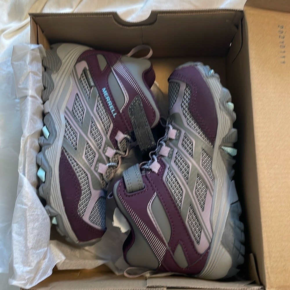 NEW Merrell Moab FST Mid Alternative Closure Waterproof Hiking Boot - Size 12 M